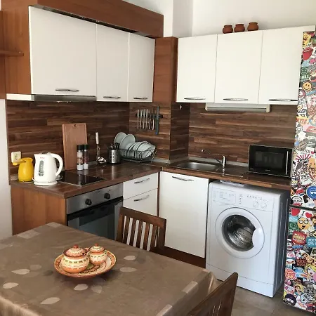 Pool View Family 70m From The Beach In Yassen Holiday Village Apartament *
